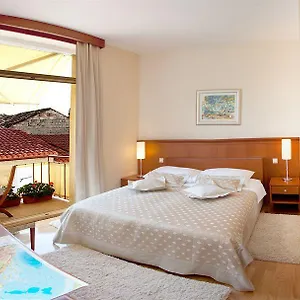 hotel-royal-suites.splithotels.org/
